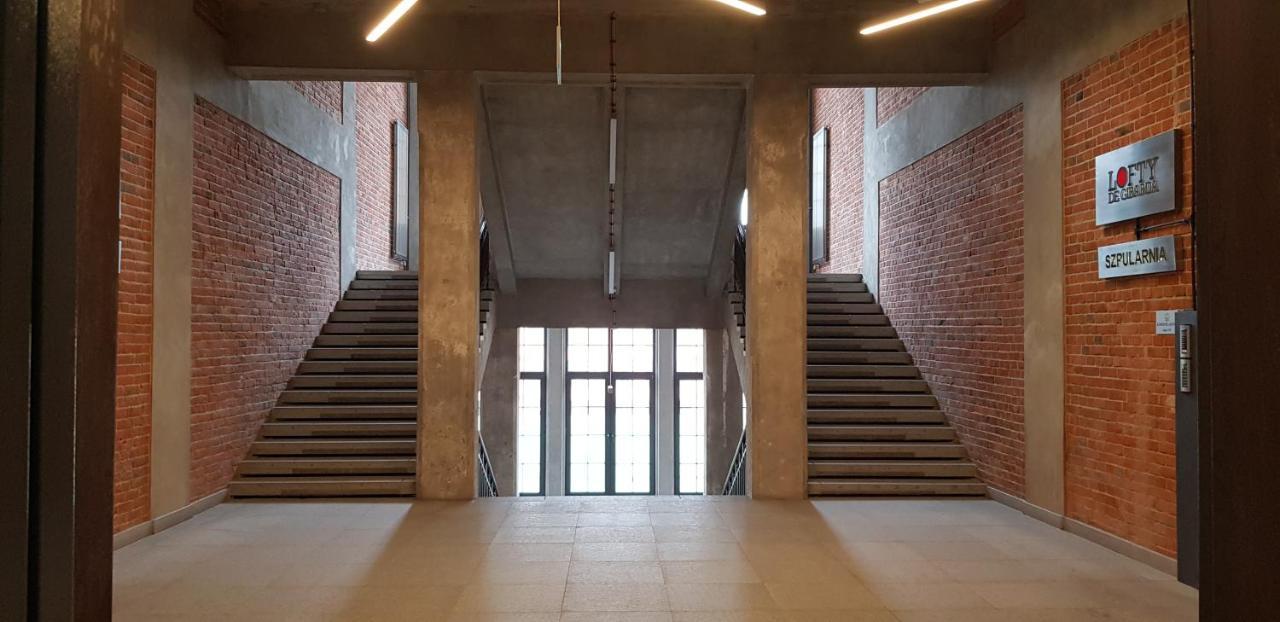 Апартаменты Loft Hiellego Жирардув Экстерьер фото